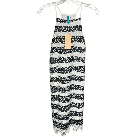 Francesca's Collections Dresses & Skirts - Francesca's Women's Dress Black White Halter Neck Floral Eyelet Size S NWT $54